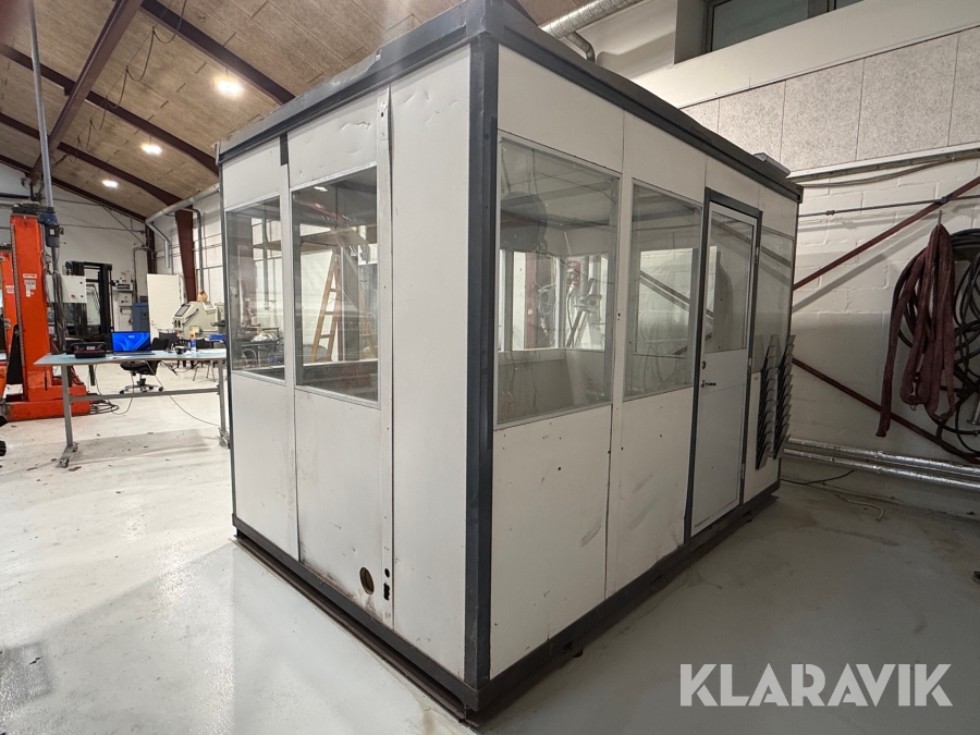 Værkførerkontor/opholdsrum.