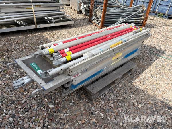 Stilladsudstyr blandet lot 15 Styk