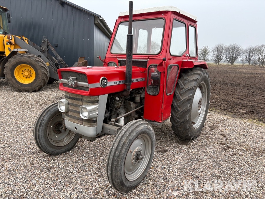 Veterantraktor Massey Ferguson 135