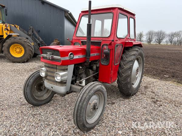 Veterantraktor Massey Ferguson 135
