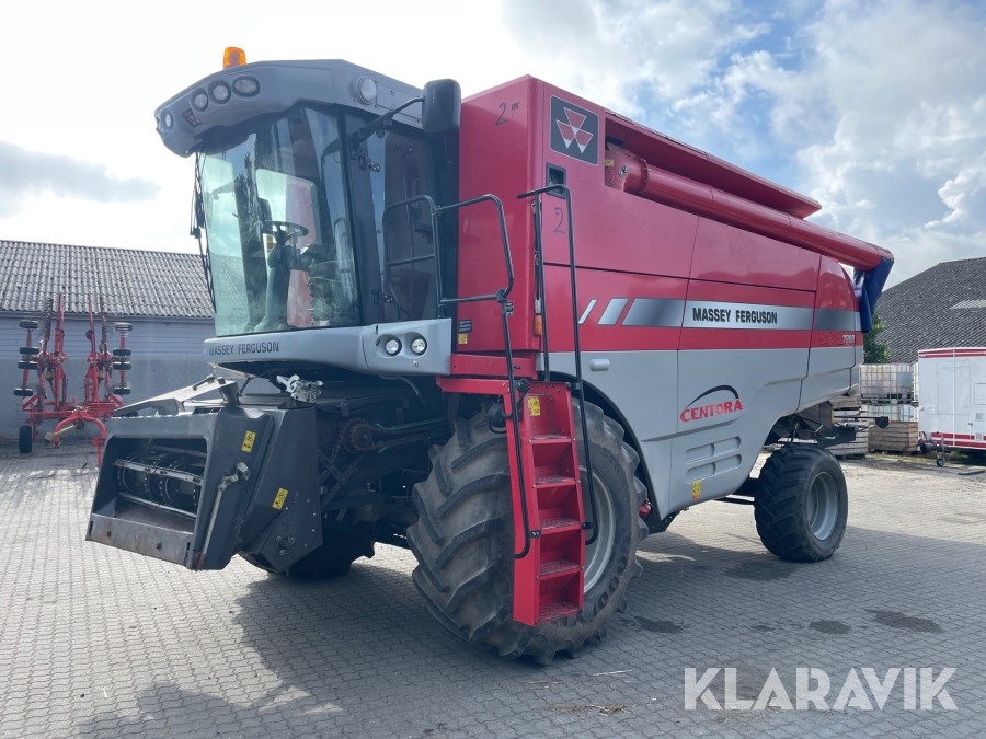 Mejetærsker Massey Ferguson 7282 med skærebord & vogn