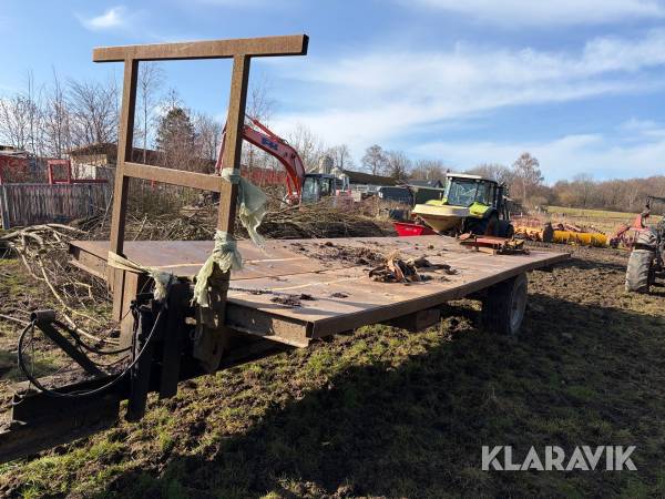 Landbrugsvogn med hydraulisk vogn bremse