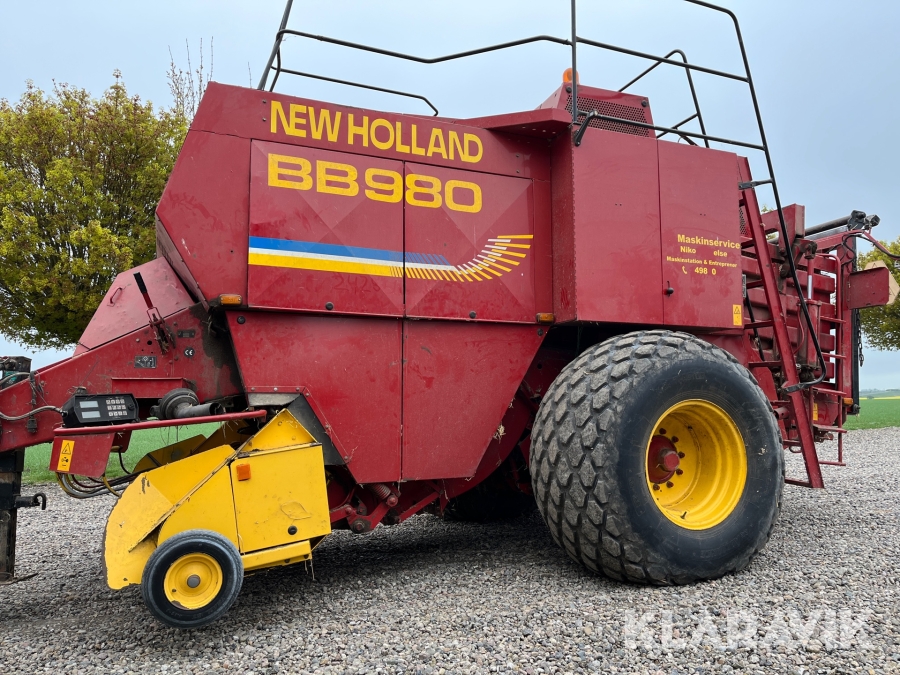 Bigballepresser New Holland BB 980