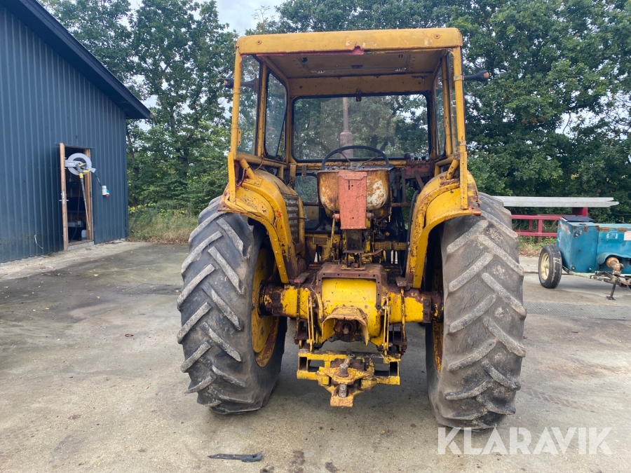 Traktor BM Volvo 470i Bison, Billund, Klaravik auktioner