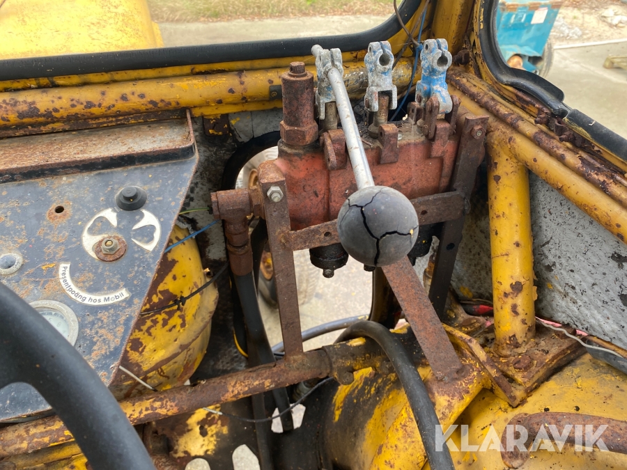 Traktor BM Volvo 470i Bison, Billund, Klaravik auktioner