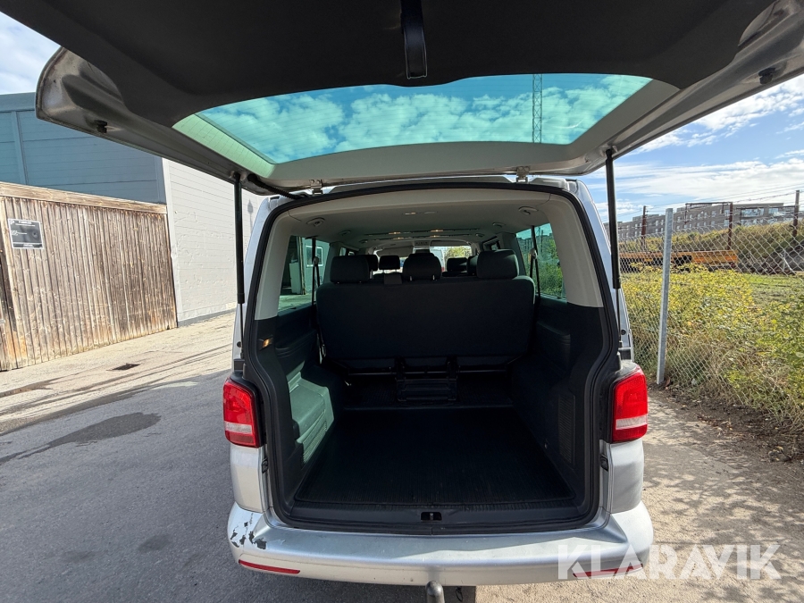 Volkswagen Caravelle 2013, photo 37 of 69