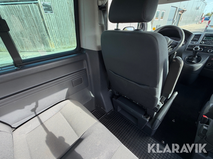 Volkswagen Caravelle 2013, photo 49 of 69