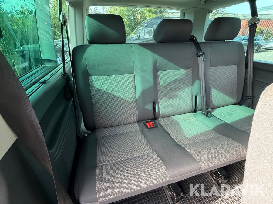 Volkswagen Caravelle 2013, photo 53 of 69