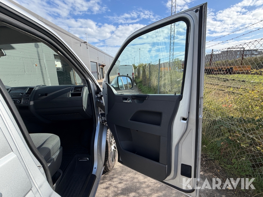 Volkswagen Caravelle 2013, photo 59 of 69