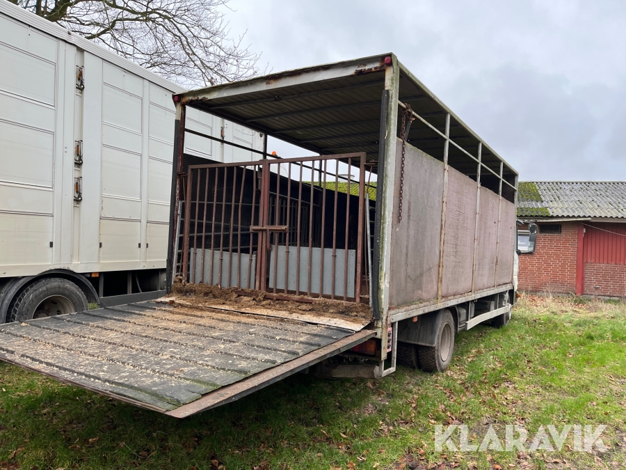 Lastbil Mercedes-Benz Atego 817