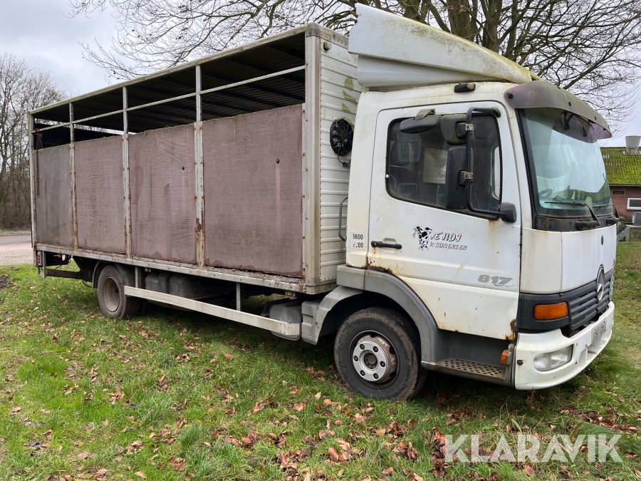 Lastbil Mercedes-Benz Atego 817