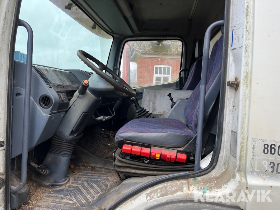 Lastbil Mercedes-Benz Atego 817