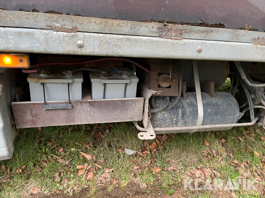 Lastbil Mercedes-Benz Atego 817