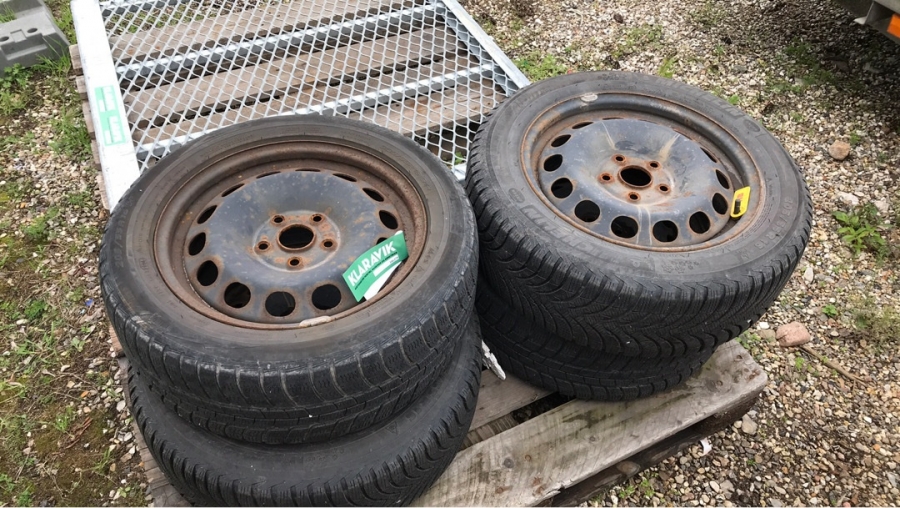 Stålfælge med vinterdæk