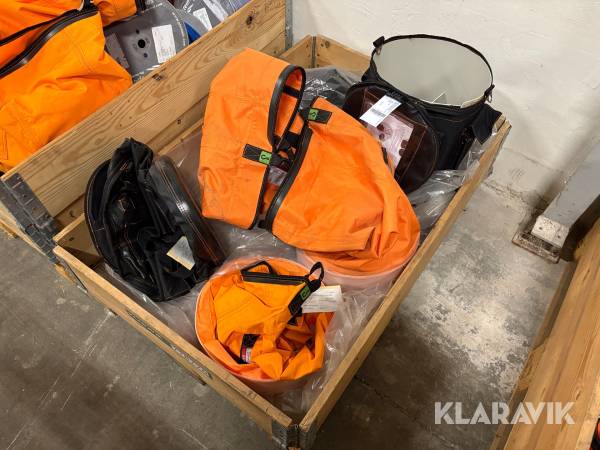 Offshore tasker og sejlgarn EMG 3579 - 8 tasker / 3 ruller / 2 paller