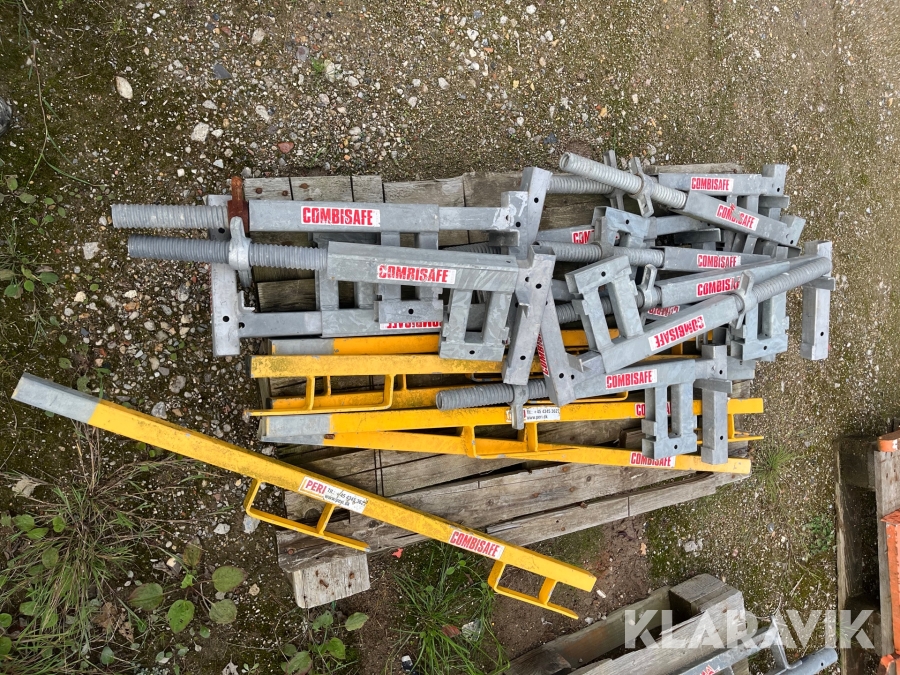 Stilladsdele PERI og COMBISAFE blandet lot