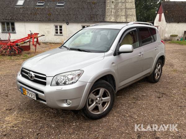Varebil Toyota Rav 4 - 2,2 D-4D D-CAT Van