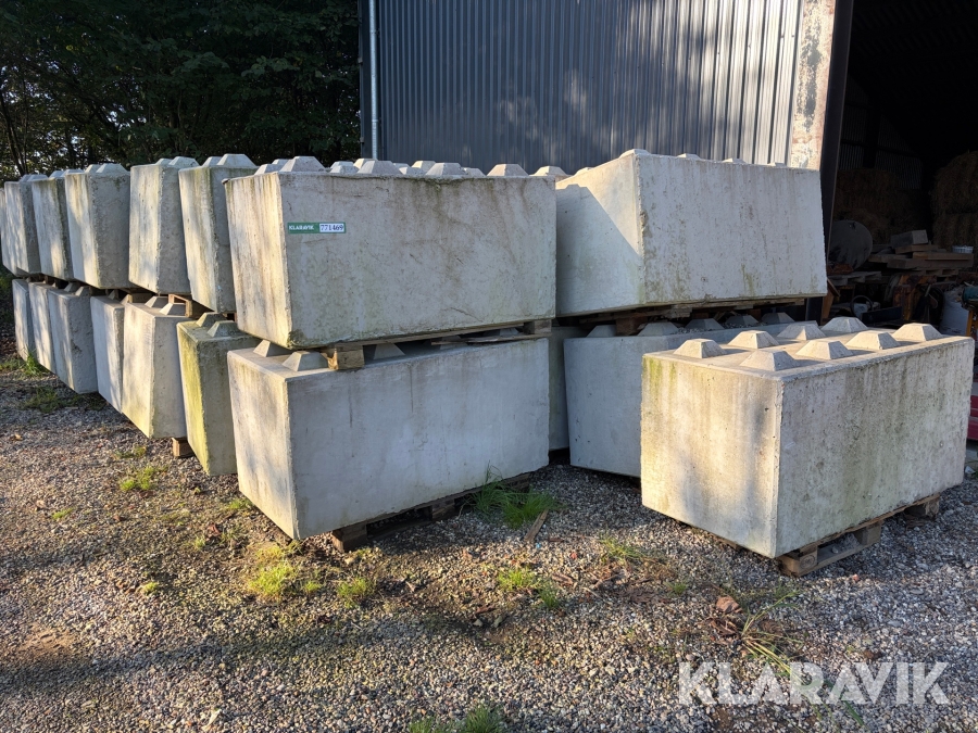 Beton blokke 31 styk