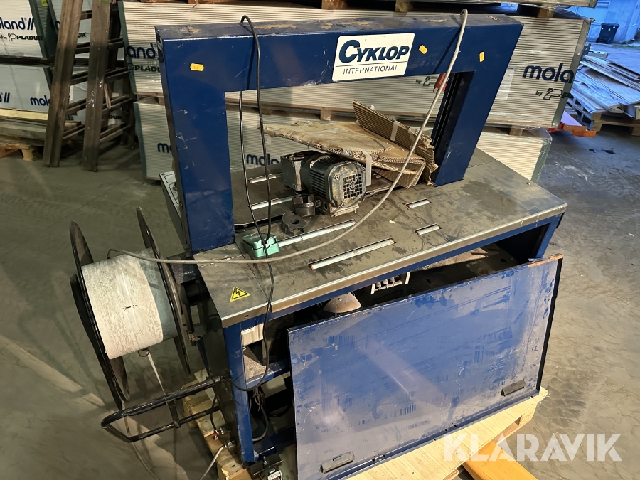 Auto Strapping Machine