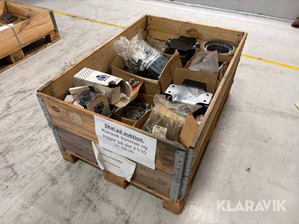 Diverse industrimateriel samt pneumatisk udstyr, 2 paller