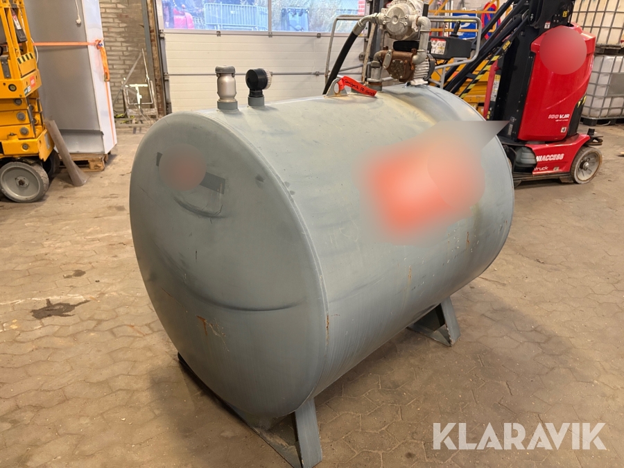 Tank Thyholm Olieservice 1500 L - inklusiv pumpe og tæller