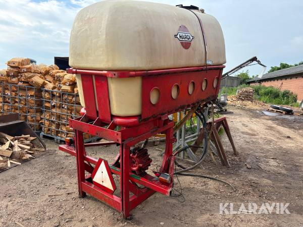 Tank med pumpe Hardi 2500 L - PTO drevet