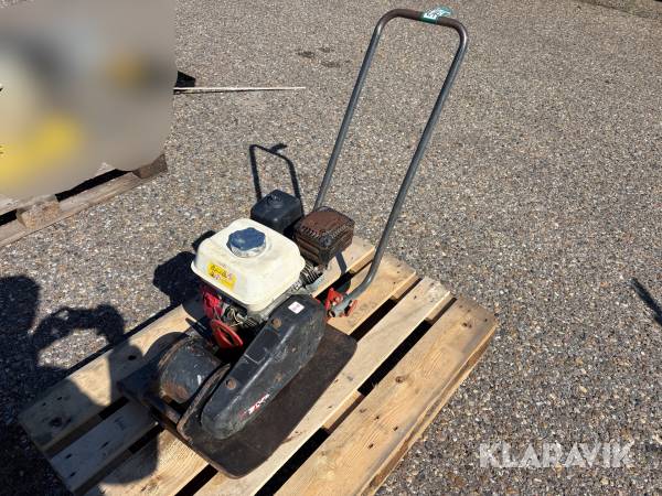 Pladevibrator Dynapac LF82