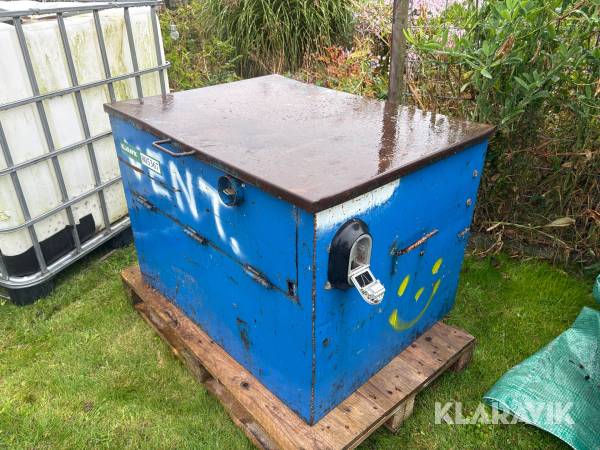 Materialekasse i stål - med lås