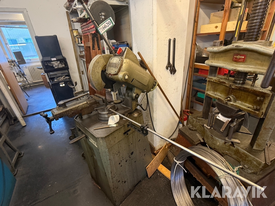 Metalsav Fabriss Tipo 275 N med manuel værkstedspresse og justerbart værkstedsstativ