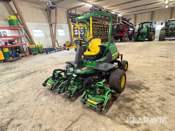 Græsslåmaskine John Deere 8800 TerrainCut