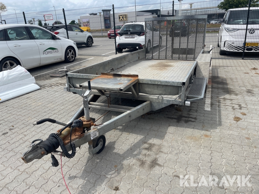 Maskintrailer Variant 3518B4 
