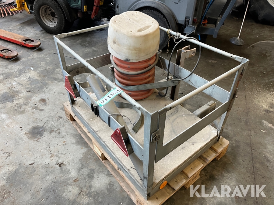 Liftkasse fra Kärcher redskabsbærer