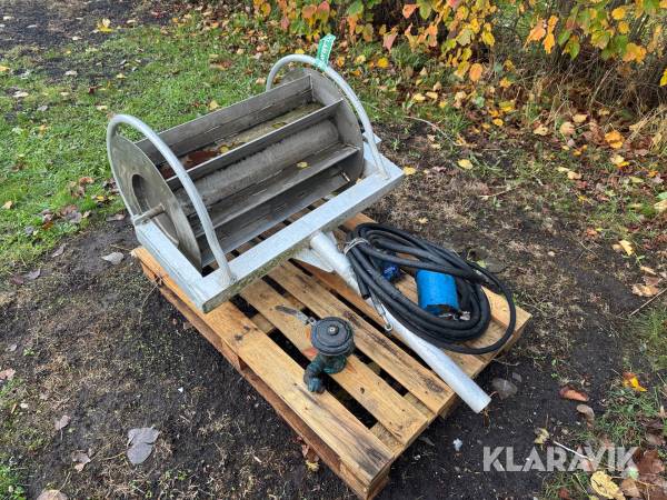 Rusehale med hydraulikpumpe og spulepumpe