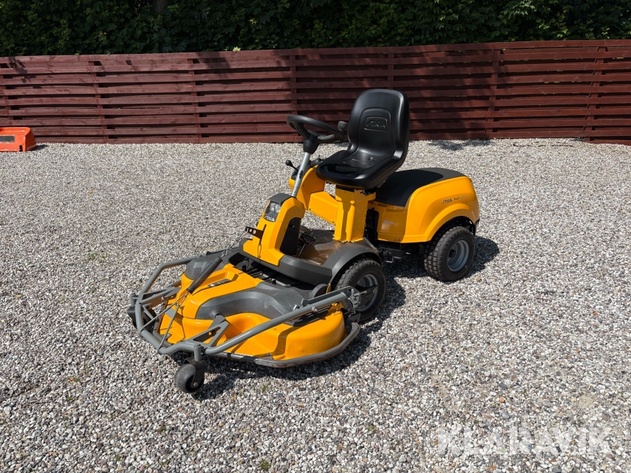 Plæne traktor Stiga park740pwx 4x4