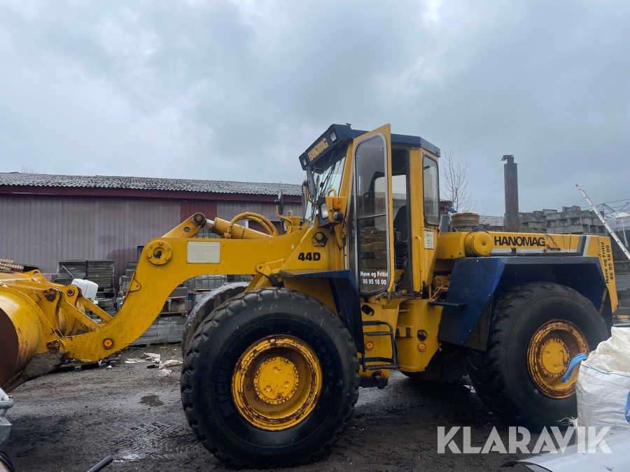 Gummiged Hanomag 44C med skovl