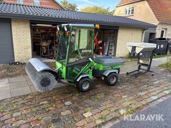 Redskabsbærer Nilfisk Park Ranger 2150 med fejekost, rotorklipper og salt-/grusspreder