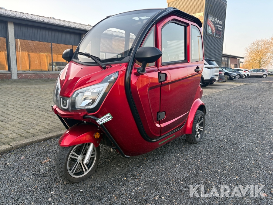 Kabine scooter Bach 26 Delux