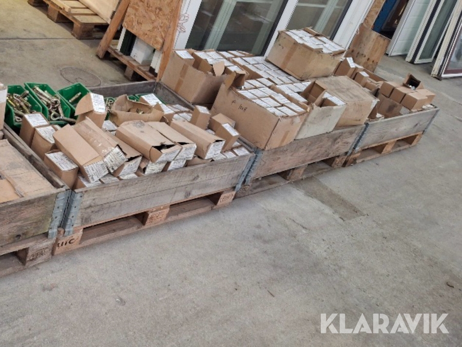 Ekspansion og fransk skruer ca 18-20000 styk