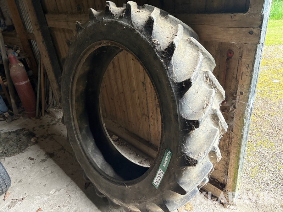 Landbrugsdæk 1 styk Goodyear