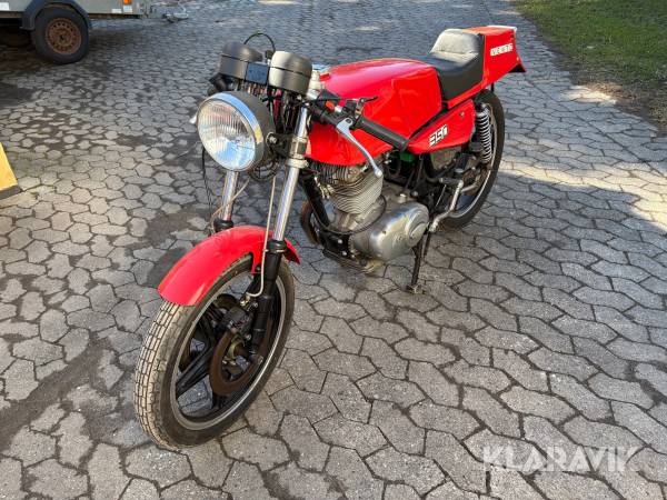 Veteran motorcykel Ducati Vento 350