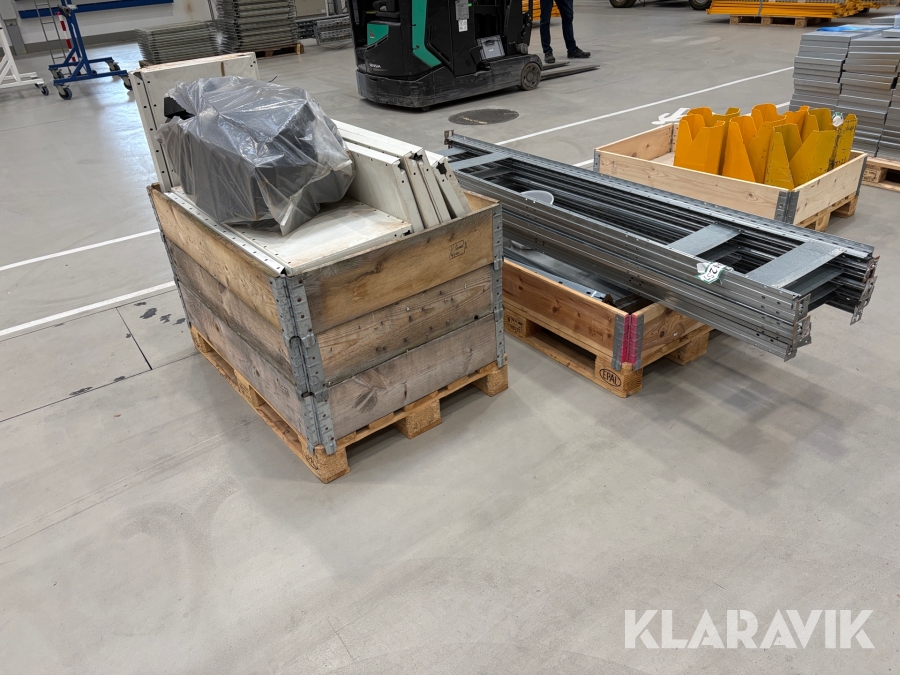 Pallereol - 8 stigereoler med hylder