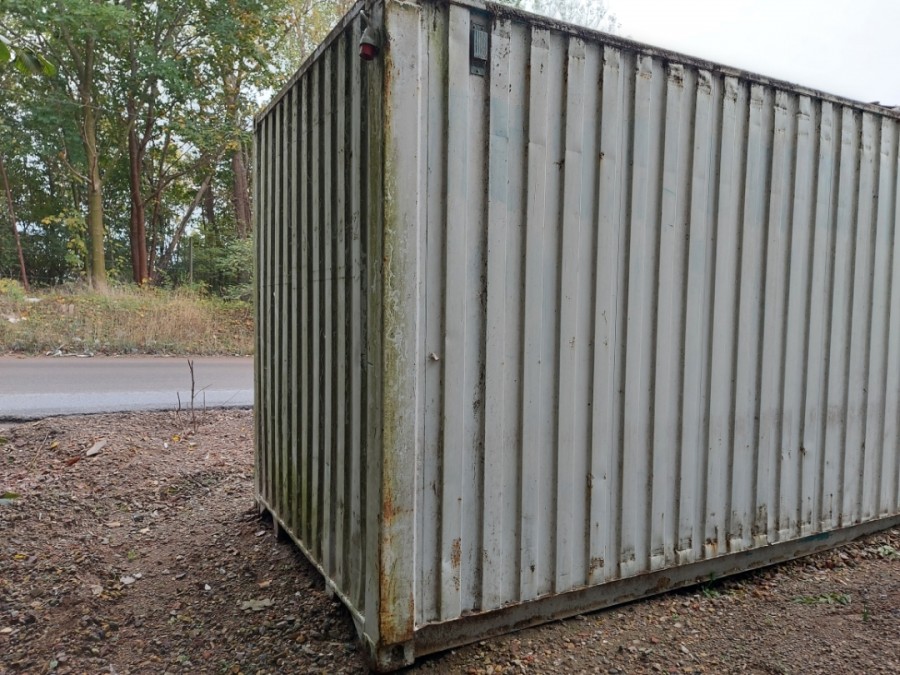 Container