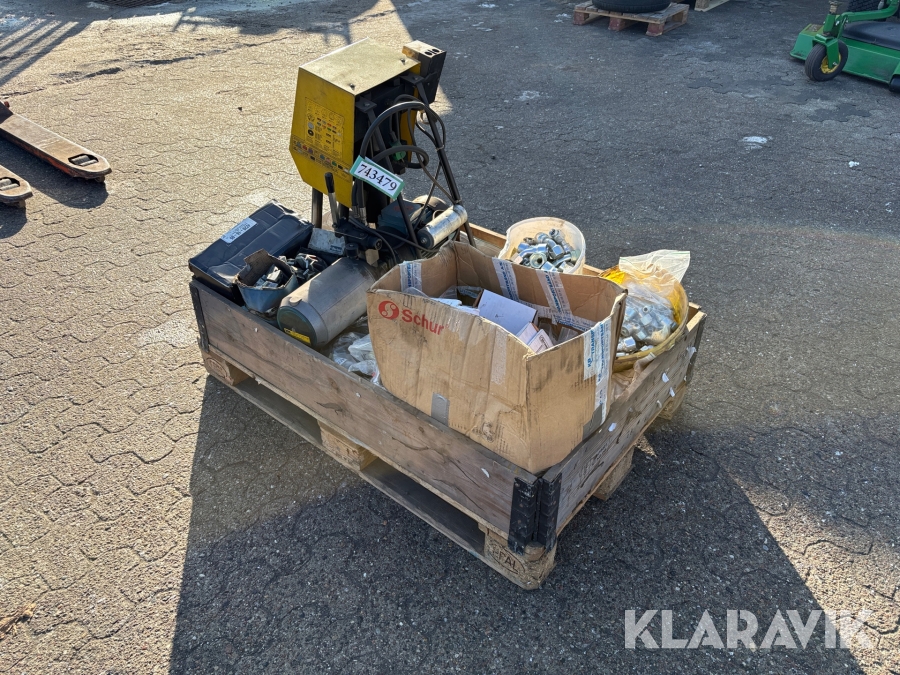 Hydraulikpresser Parker 82C 061 med fittings & matriser