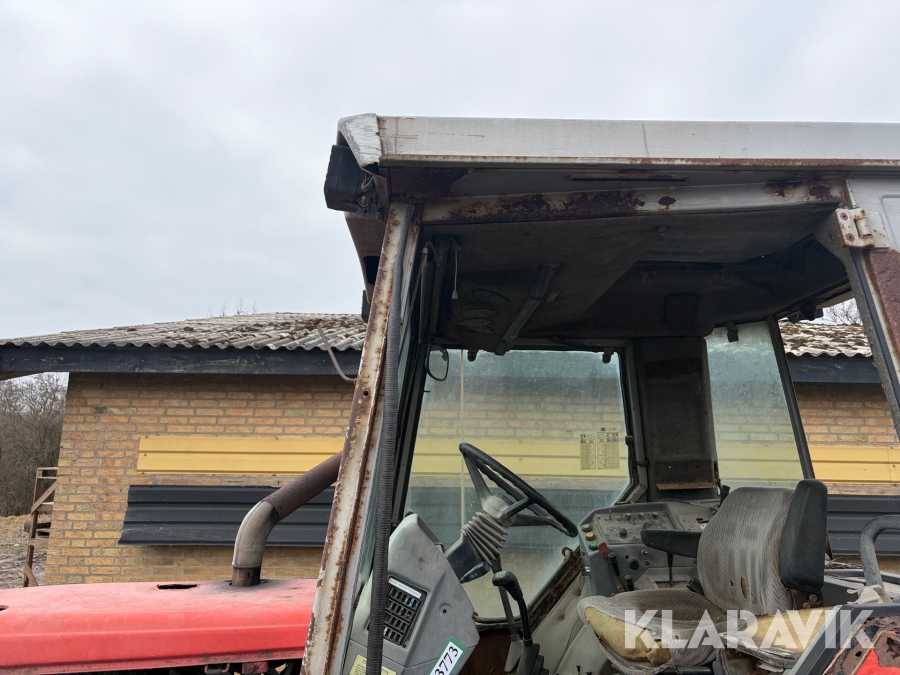 Traktor Messy Ferguson B 75/4 4x4