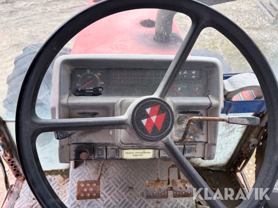 Traktor Messy Ferguson B 75/4 4x4