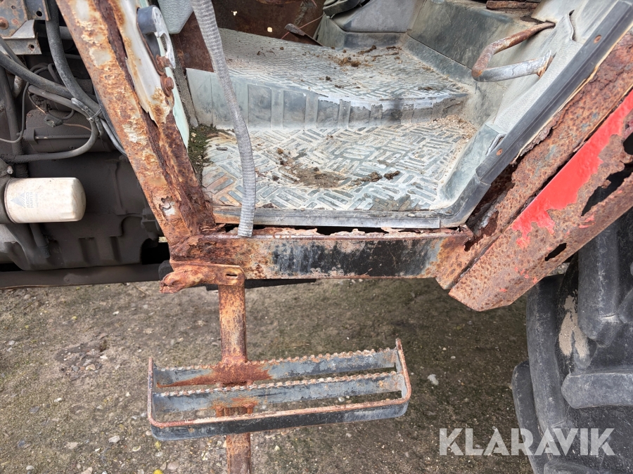 Traktor Messy Ferguson B 75/4 4x4