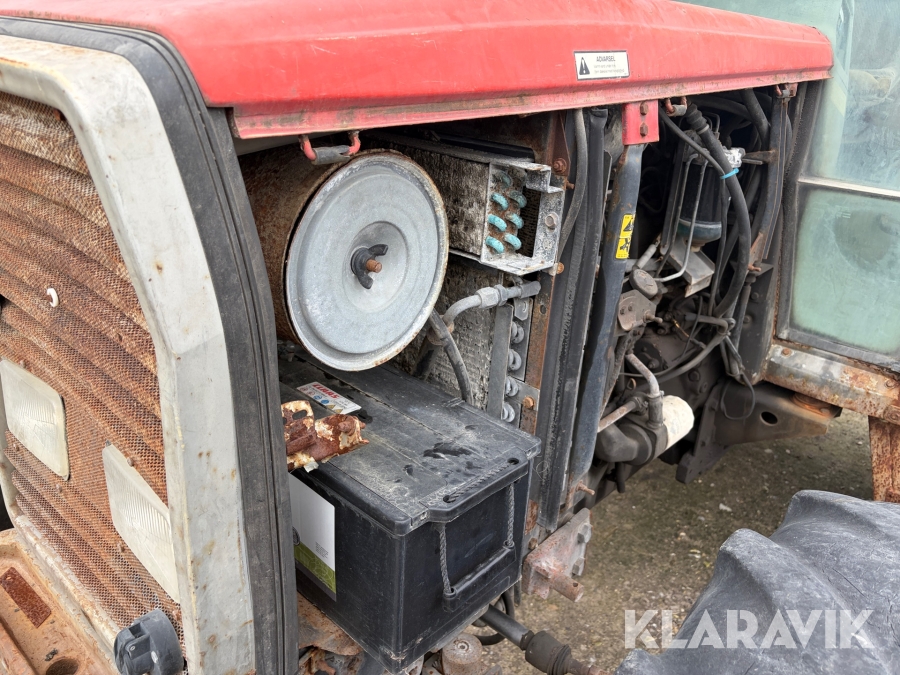 Traktor Messy Ferguson B 75/4 4x4