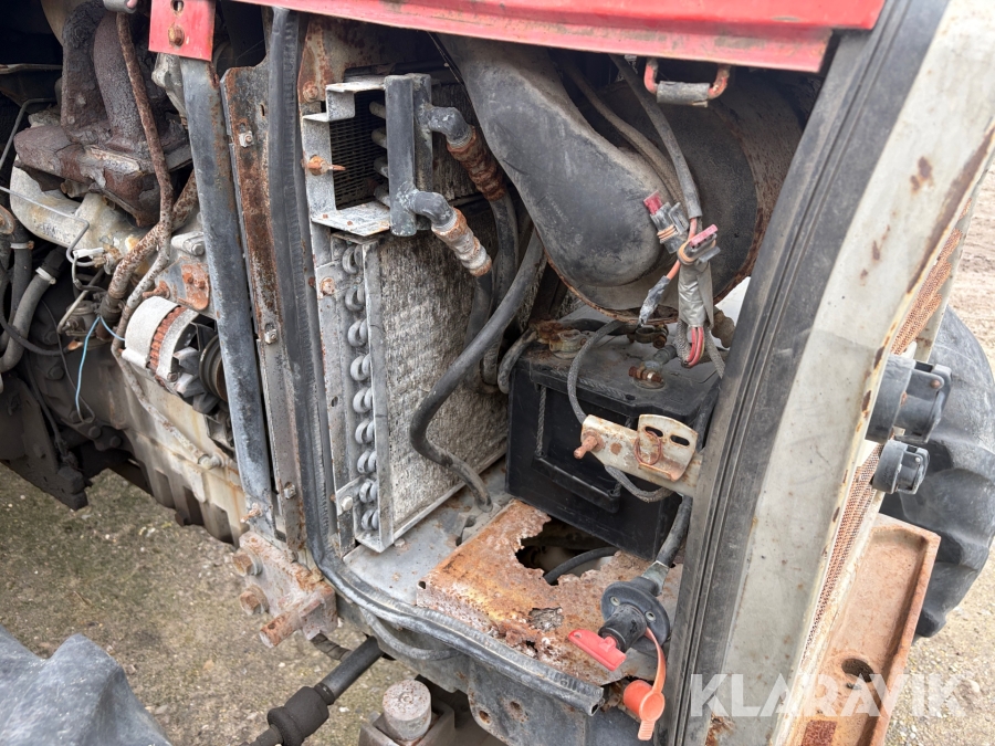 Traktor Messy Ferguson B 75/4 4x4