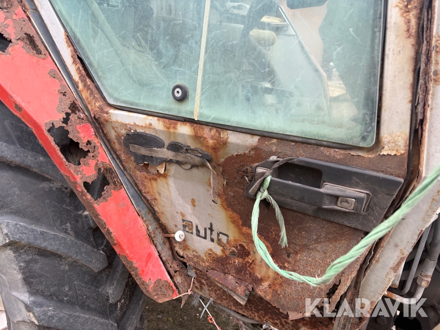 Traktor Messy Ferguson B 75/4 4x4