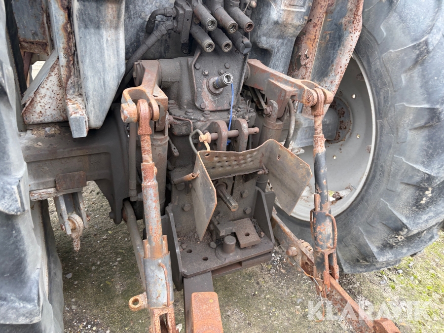 Traktor Messy Ferguson B 75/4 4x4
